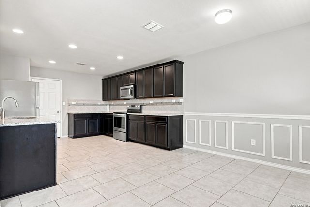 9614 Silver Mist Way, San Antonio, TX 78254