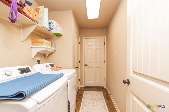 1020 Woodland Bend Circle, Salado, TX 76571