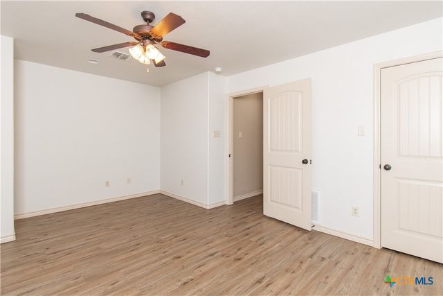 1020 Woodland Bend Circle, Salado, TX 76571