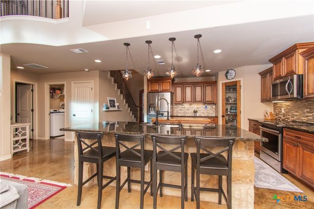 1020 Woodland Bend Circle, Salado, TX 76571