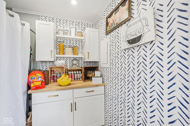 1018 Albany Street, Indianapolis, IN 46203