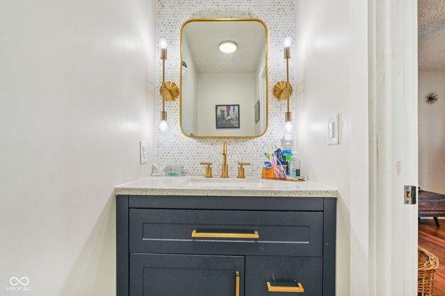 1018 Albany Street, Indianapolis, IN 46203