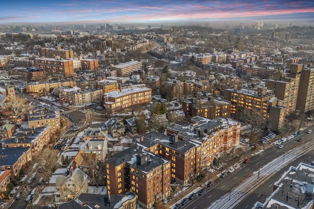 1945 Commonwealth Avenue 4, Boston, MA 02135