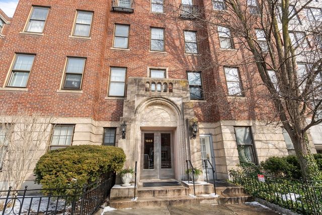 1945 Commonwealth Avenue 4, Boston, MA 02135