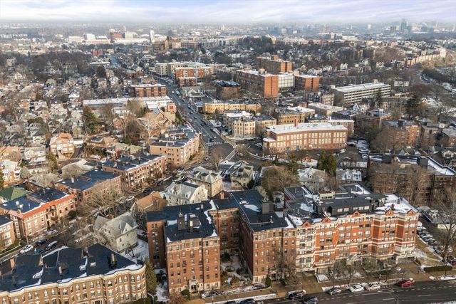 1945 Commonwealth Avenue 4, Boston, MA 02135