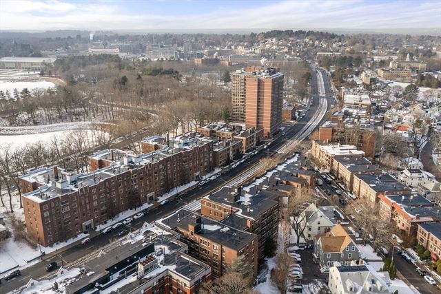 1945 Commonwealth Avenue 4, Boston, MA 02135