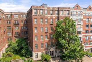 1945 Commonwealth Avenue 4, Boston, MA 02135