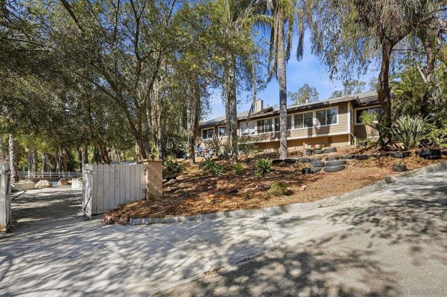 30015 Ridge Creek, Valley Center, CA 92082