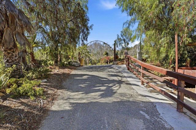 30015 Ridge Creek, Valley Center, CA 92082