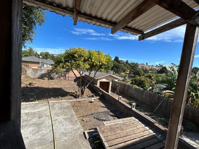 551 Vallejo Avenue, Rodeo, CA 94572