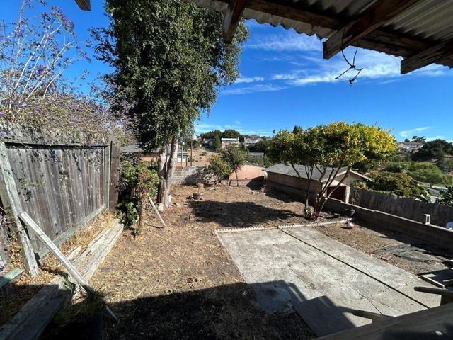 551 Vallejo Avenue, Rodeo, CA 94572