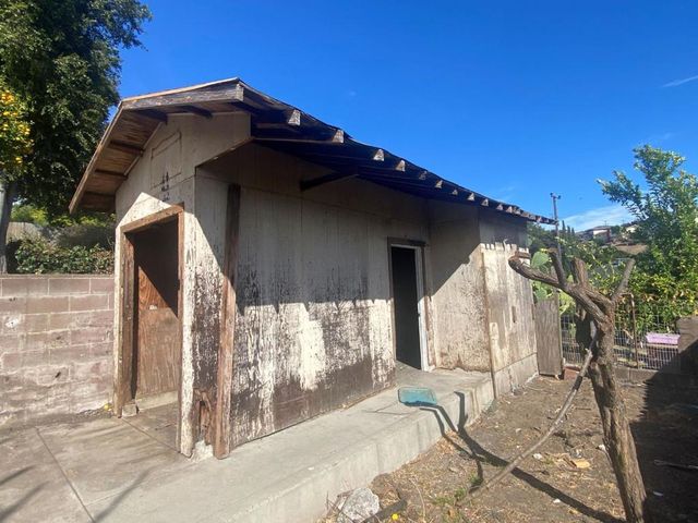 551 Vallejo Avenue, Rodeo, CA 94572