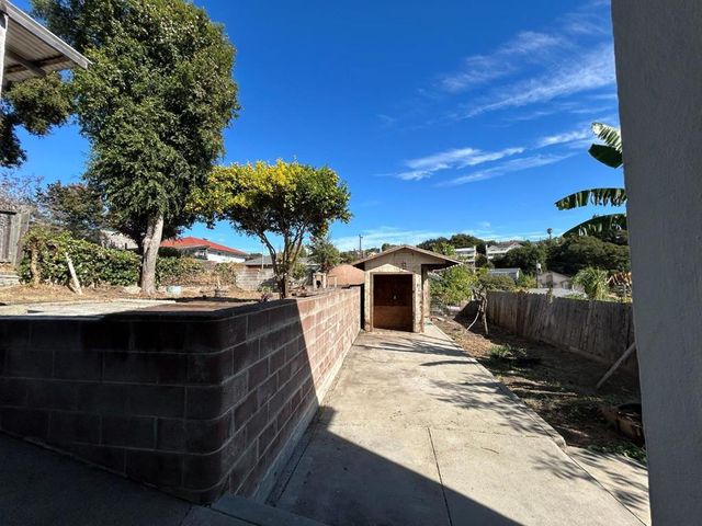 551 Vallejo Avenue, Rodeo, CA 94572