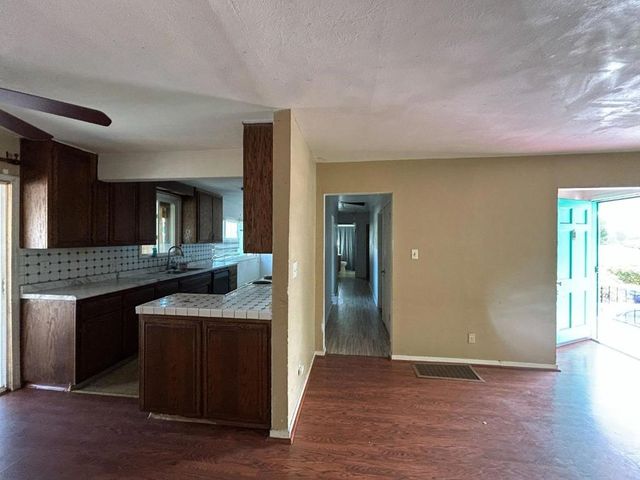 551 Vallejo Avenue, Rodeo, CA 94572