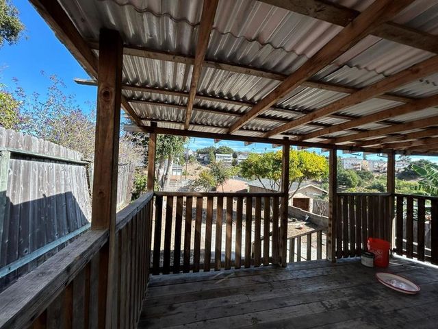 551 Vallejo Avenue, Rodeo, CA 94572