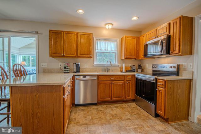 7013 ASHWORTH CT, Salisbury, MD 21804