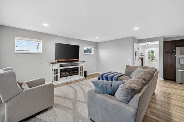 1208 Merry Blossom Lane, Verona, WI 53593