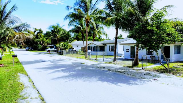 1220 NW 1st Avenue Rear, Fort Lauderdale, FL 33311