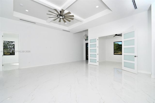 843 S Burns Ave S, Lehigh Acres, FL 33974