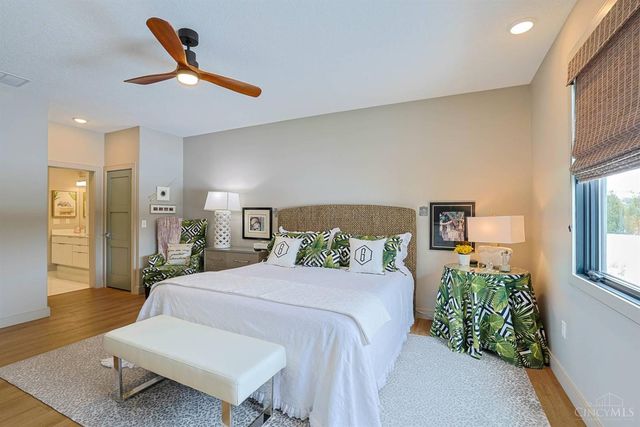 802 Pebble Place, Tipp City, OH 45371