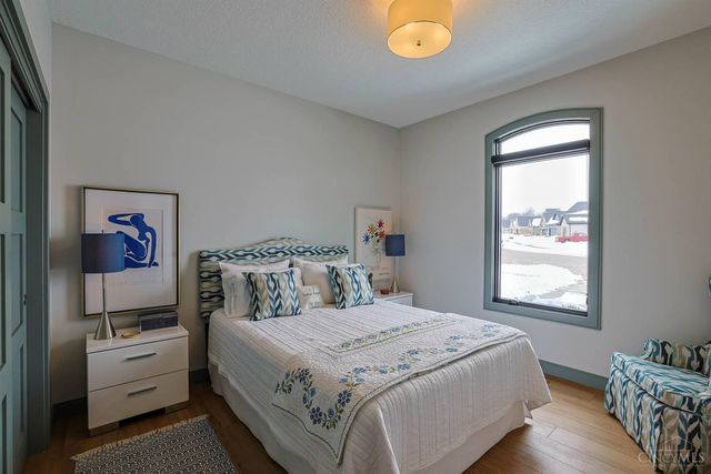 802 Pebble Place, Tipp City, OH 45371