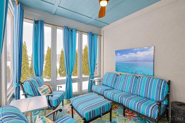 802 Pebble Place, Tipp City, OH 45371