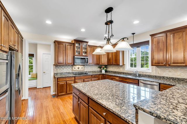 3 Jake Drive, Cream Ridge, NJ 08514