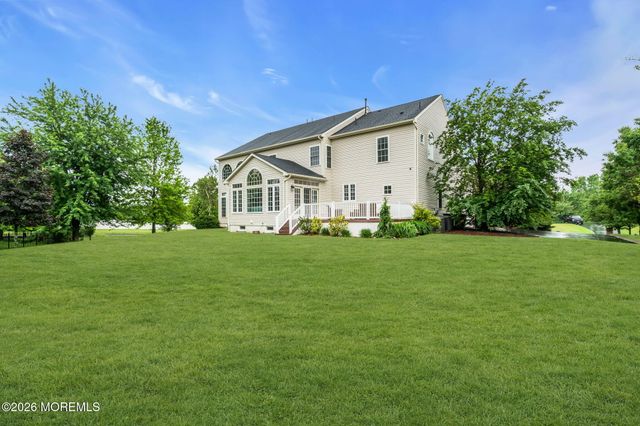 3 Jake Drive, Cream Ridge, NJ 08514