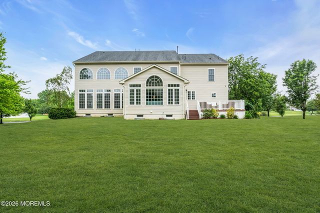 3 Jake Drive, Cream Ridge, NJ 08514