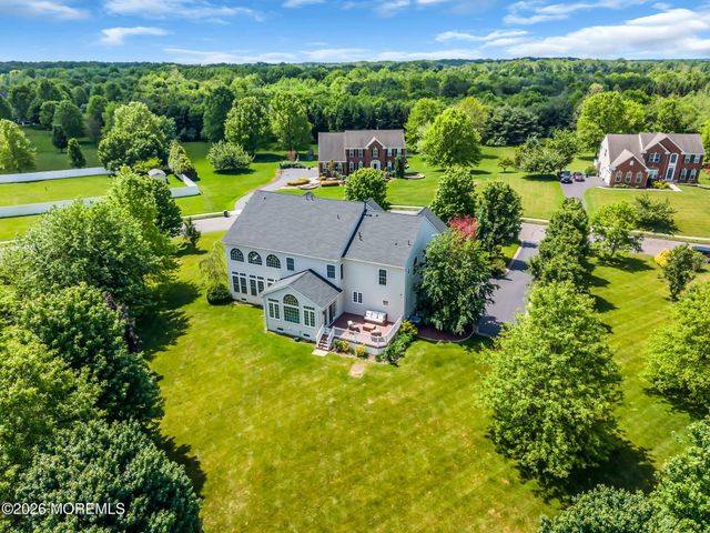 3 Jake Drive, Cream Ridge, NJ 08514