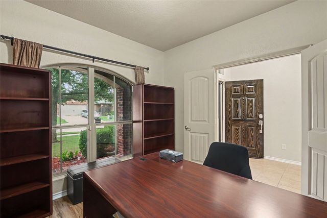 8208 Sleeping Doe Drive, Fort Worth, TX 76179