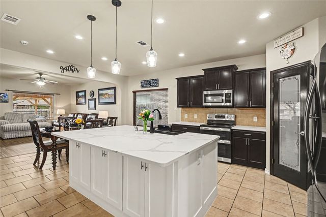 8208 Sleeping Doe Drive, Fort Worth, TX 76179
