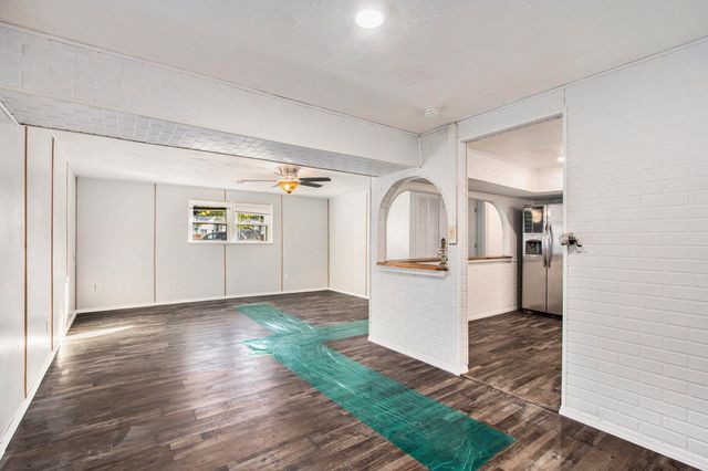 6542 O'hare Avenue, Portage, IN 46368