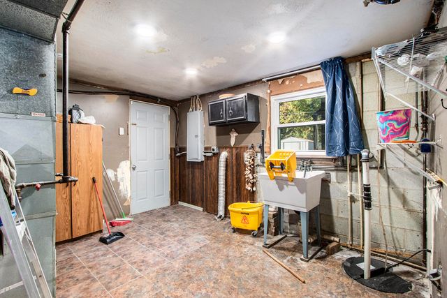 6542 O'hare Avenue, Portage, IN 46368