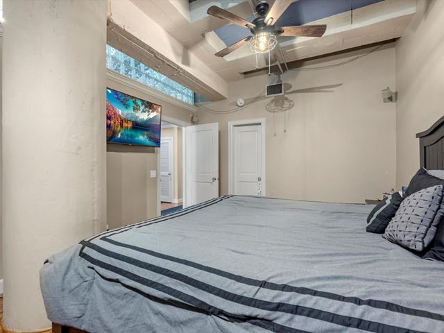 1120 Texas Street 4B, Houston, TX 77002