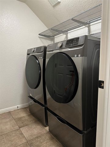 13105 Appaloosa Chase DR, Austin, TX 78732