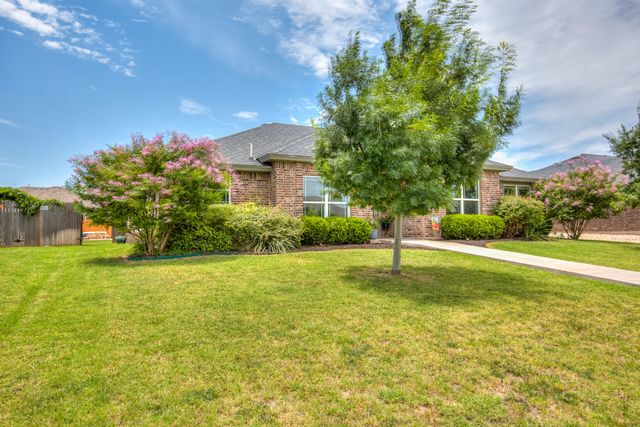 5022 Red Oak Lane, San Angelo, TX 76904