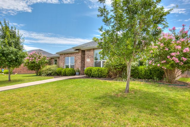 5022 Red Oak Lane, San Angelo, TX 76904