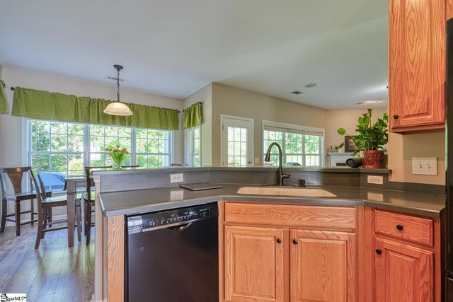 297 Wycliff Drive, Spartanburg, SC 29301