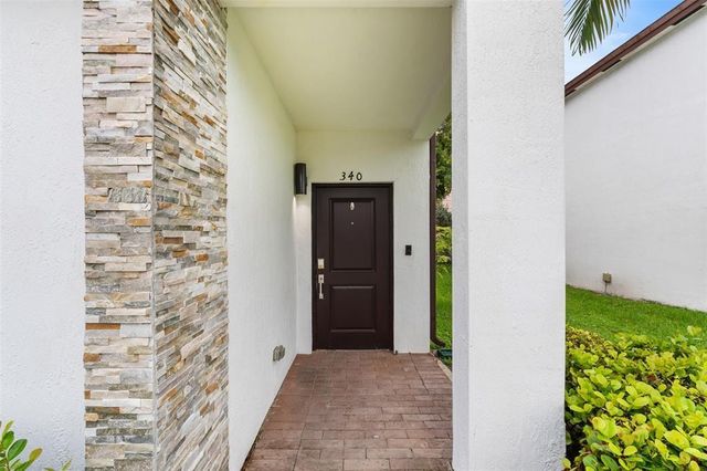 340 NE 208th Ter 340, Miami, FL 33179