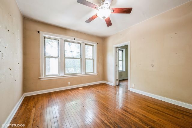 2316 W Byron Street 2, Chicago, IL 60618