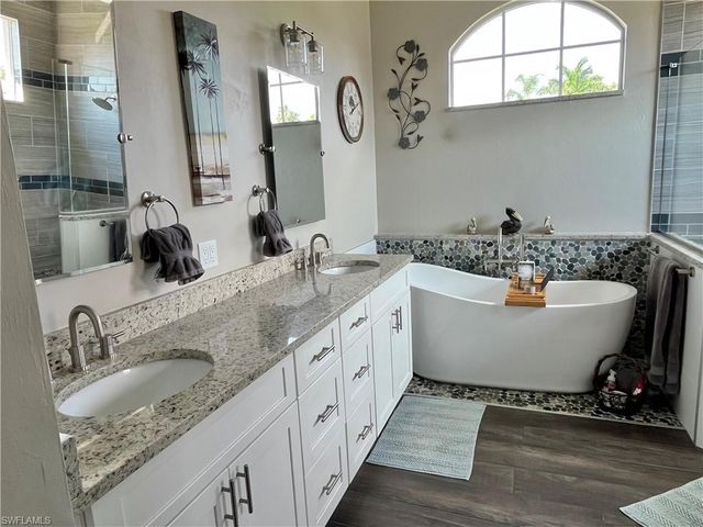12530 Strathmore LOOP, Fort Myers, FL 33912