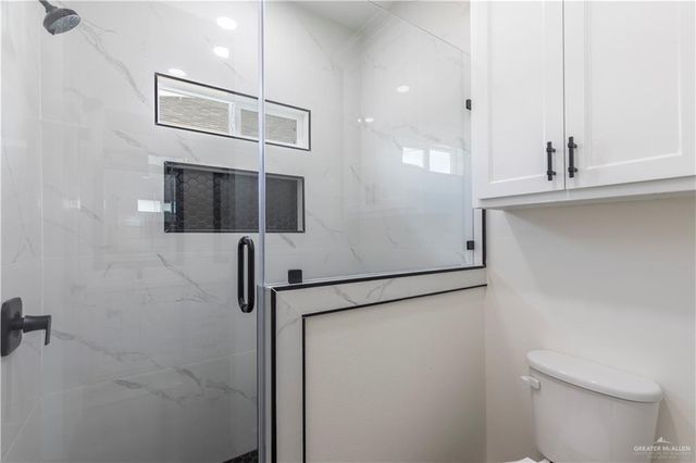 517 Tower Oak Drive, Alamo, TX 78516