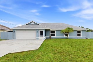 105 SW Glenwood Drive, Port St. Lucie, Port St Lucie, FL 34984