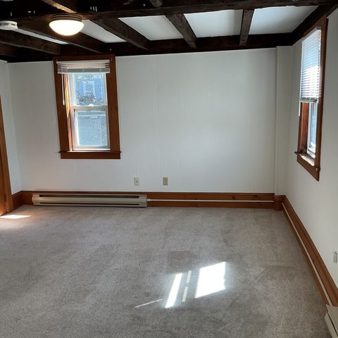 41 High 6, Amesbury, MA 01913