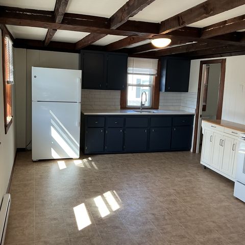 41 High 6, Amesbury, MA 01913