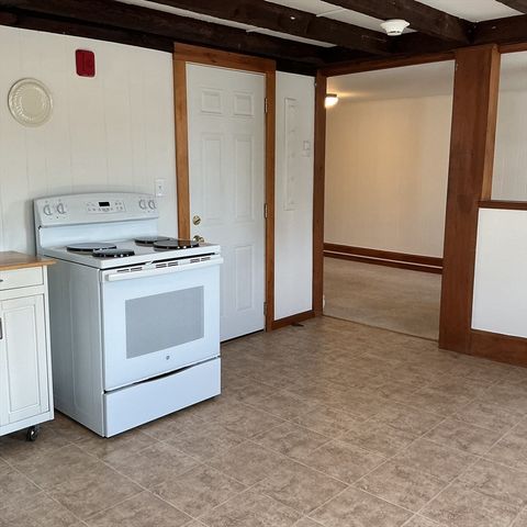 41 High 6, Amesbury, MA 01913