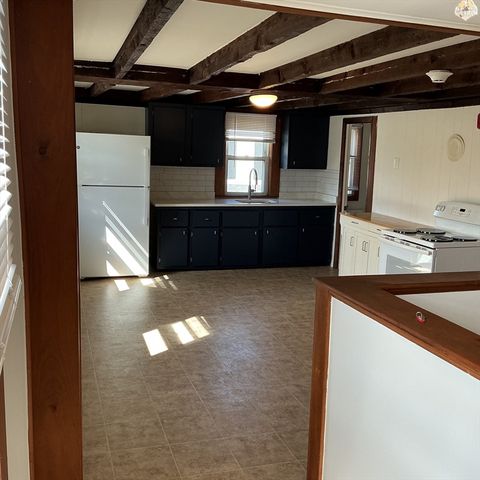 41 High 6, Amesbury, MA 01913