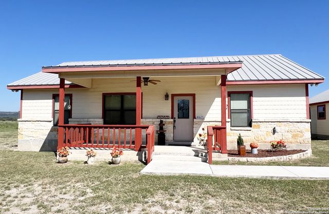 867 River Tree, Leakey, TX 78873