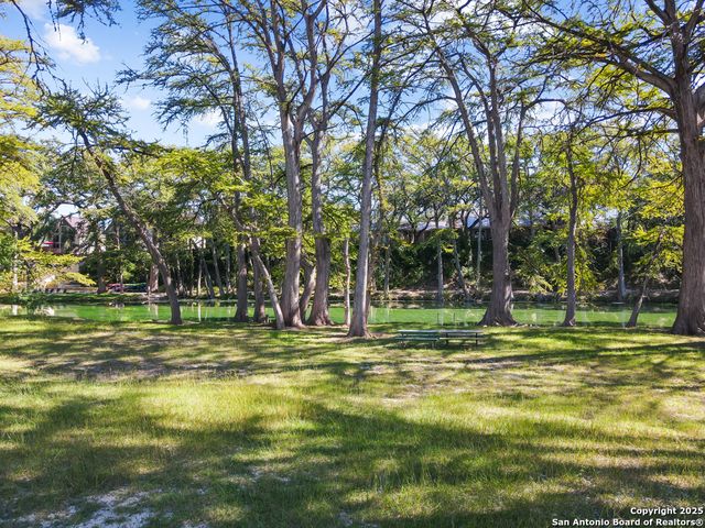867 River Tree, Leakey, TX 78873